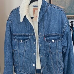 Levi's Blue Denim Jacket with Cream Sherpa Lining